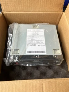 Unidad de radio CD HINO 86120-E0170 - Nuevo stock antiguo - Imagen 1 de 5