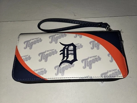 Detroit Tigers Curve Zip Organizer Ladies Wallet Cover