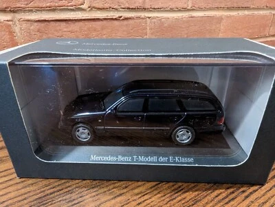 New Old Stock 1:43 Modellauto T-Modell der E-Klasse Model Black Car - Image 1 of 3