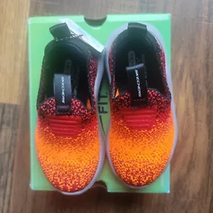 Skechers scarpe da ginnastica stretch fit Spektron taglia 5, lavabili in lavatrice - Foto 1 di 6