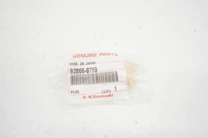 KX250F KX450F Cubierta del estator del motor Tapa Tapón de sincronización FABRICANTE DE EQUIPOS ORIGINALES 92066-0759 Kawasaki KX M22 - Imagen 1 de 3