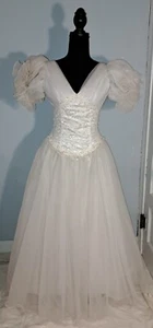 TC Originals, Inc Of California Princess Style Beaded V Neck Bridal/Ball Gown - Picture 1 of 5