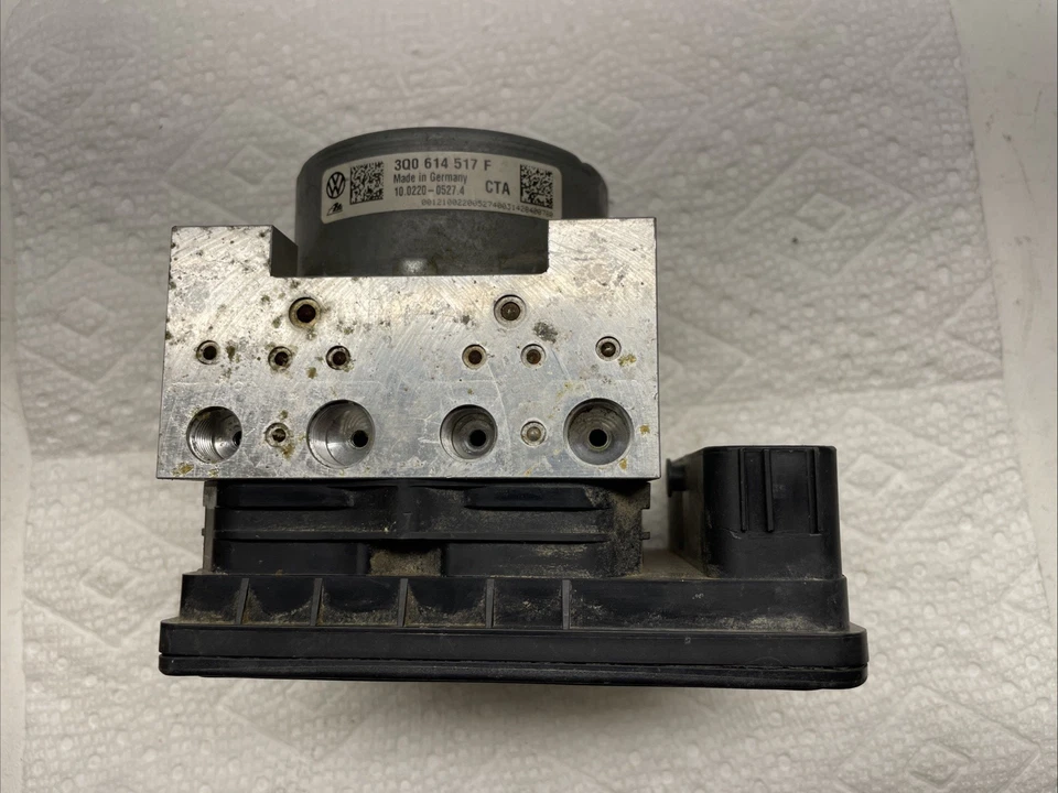 OE 2013 2014 2015 2016 VOLKSWAGEN GOLF MK7 ABS MÓDULO DE CONTROL BOMBA 3Q0907379F Foto 1 de 4