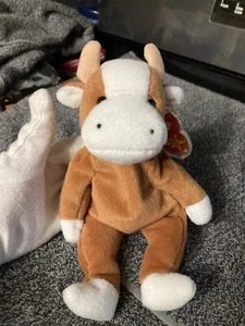 BESSIE the Cow Ty Beanie Baby PVC with Errors/Rarities - Picture 1 of 7