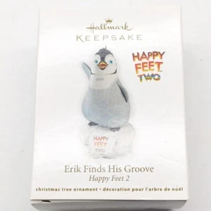 Hallmark Andenken Ornament 2012 Erik findet seinen Groove Happy Feet 2 Neu  - Bild 1 von 2