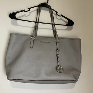 Michael Kors Walsh Large Tote Bag Shoulder Handbag Color Light Gray - Picture 1 of 10