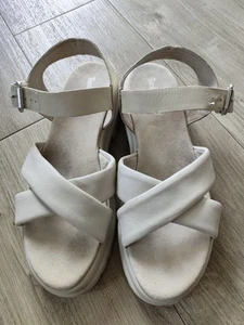 TIMBERLAND SANDALIAS MUJER LONDON VIBE X CORREA BLANCAS GRANO COMPLETO talla 8 UK W - Imagen 1 de 10