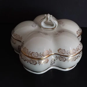Riga Latvia Kuznetsov Porcelain Factory Antique Bone China Dish w/ Lid 1937 - Picture 1 of 16