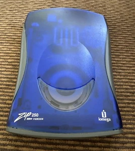iOmega Zip 250 Z250USBPCMBP 250MB USB Power External Disk Drive (No Cables) - Afbeelding 1 van 5