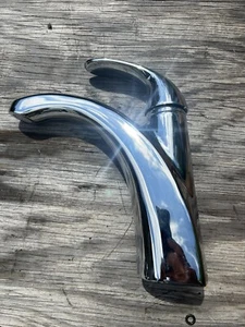 Price Pfister Polished Chrome Bathroom Single Hole Mount 1-Handle Faucet ONLY - Picture 1 of 6