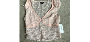 Pac Sun Beverly & Beck rosa Spitze V-Ausschnitt Top Small neu mit Etikett - Bild 1 von 2