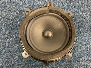 06-13 Volvo C70 Premium Sound Quarter Panel Speaker 8676935 - Picture 1 of 6