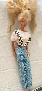1996 Barbie Doll Used With Outfit - Picture 1 of 4