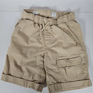 1 Pair GAP Khaki Uniform  Cargo Shorts Boys Size 6-7 - Picture 1 of 3