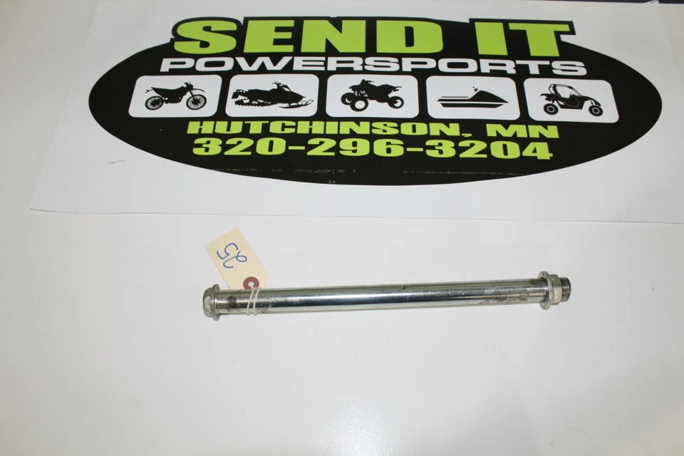 ZR7S	2003 Kawasaki ZR7S	Swing Arm Shaft Bolt	33032-1142 - Imagem 1 de 1