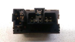 Center Console Mounted Defrost/Mirror Switch for 1990 Nissan 300ZX - Picture 1 of 10