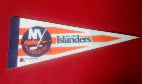 1991 New York Islanders Pennant Banner by Trench NHL 1st Edition  9" x 3 3/4" Cover