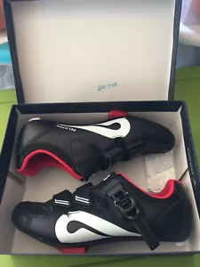 Peloton H-20 PL-SH-02 Riding Cycling Bike Shoes w/ cleats Size 42 U.S size 8.5-9 - Picture 1 of 8