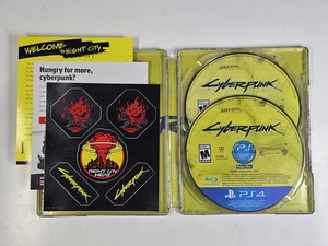 Cyberpunk 2077 PS4 CIB (PlayStation 4, 2020) completo di adesivi e cartoline - Foto 1 di 7