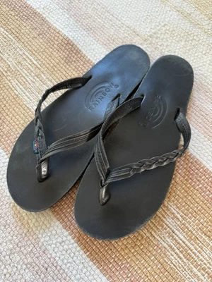 Women’s Rainbow Flirty Braidy Black Flip Flop Sandals Size 7.5-8.5 - Image 1 of 2