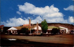 Rock Springs,WY Howards Cafe Sweetwater County Wyoming Postcard - Picture 1 of 2