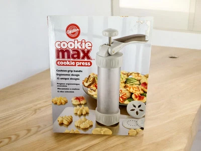 WILTON | Prensa de galletas Cookie Max vintage | Empuñadura de cojín diseño de 12 discos caja abierta Foto 1 de 4