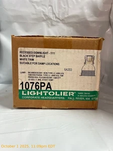 Lightolier 1076PA Recessed Downlight 7/11 Black Step Baffle White Trim - Picture 1 of 4