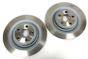Genuine Jaguar XF / XJ / XK / S-Type Rear Brake Discs (326mm) C2D26352 - Picture 1 of 3
