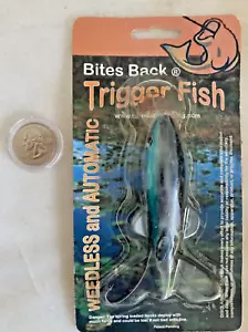 NUEVO RARO CRANKBAIT Mordeduras Espalda Gatillo Peces Señuelo Resorte Ganchos Cargados SIN MALEZAS NOS - Imagen 1 de 5