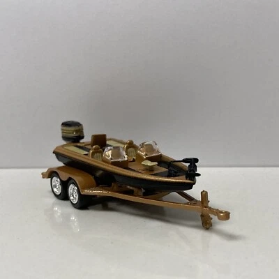Boat & Trailer Collectible 1/64 Scale Diecast Model - Image 1 of 4