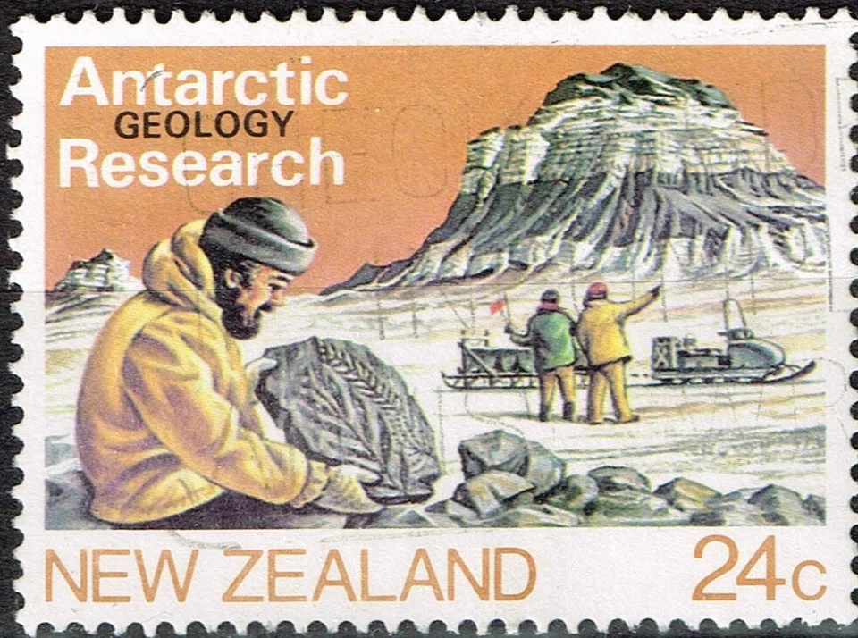 New Zealand Geology Antarcric Research stamp 1986 MLH  A-1 - Image 1 of 1