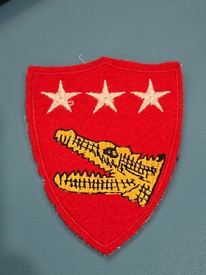 USMC 5th Amphibious Corps Shoulder Patch-on Wool-Original WW-II* - Image 1 of 3