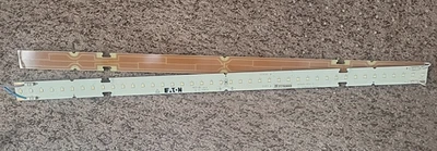 Tira de luz LED (21,5" de largo) Eaton 2UT217042A8404CM - 2 uds. Foto 1 de 3