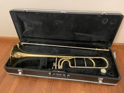 Laca trombón Jupiter JTB1150FO Performance Series accesorio F latón amarillo Foto 1 de 4