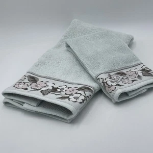 2 Target Home Baumwolltücher 1 Hand 1 Fingerspitze feminin blau Blumen Damastborte - Bild 1 von 4