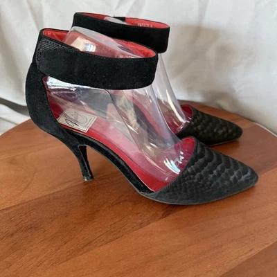 Zapatos de salón con correa al tobillo negros de piel de serpiente vintage de Jeffrey Campbell Bridges para mujer 9 Foto 1 de 4