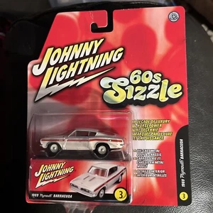 1969 Plymouth Barracuda 60's Sizzle series by Johnny Lightning  - Bild 1 von 2