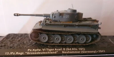 Altaya Military Tank Pz.Kpfw. VI Tiger Ausf E Grossdeutschland Die Cast Model  - Image 1 of 4