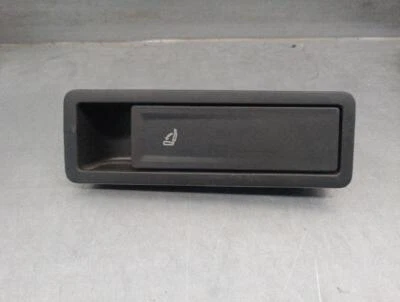 5NA885671G rear inner door handle rh 5062748 for VOLKSWAGEN TIGUAN 2.0 TDI 2016 - Image 1 of 3