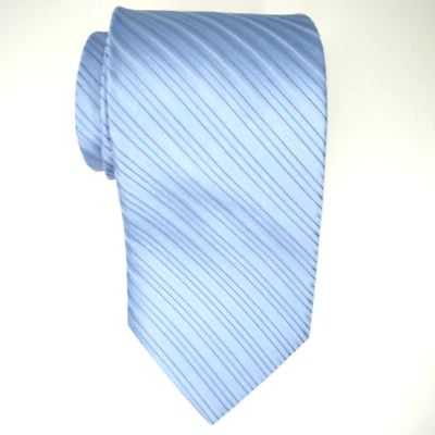 Corbata de seda Nicole Miller azul cielo con gris REP 57" L × 3,75" W Foto 1 de 4