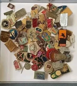 Set 100 Teile LOT SAMMLUNG RUSSISCH SOWJETISCHES ABZEICHEN PIN UDSSR - Bild 1 von 2