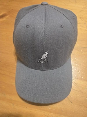 Boné de beisebol Kangol Flexfit lã 8650BC cinza masculino tamanho na etiqueta G/XL - Imagem 1 de 4