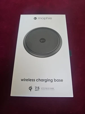 Mophie Black Qi 7.5 Watt Wireless Charging Base New - Image 1 of 3