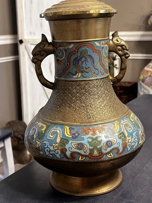 ANTIGUO JARRÓN JAPONÉS CLOISONNE DE LATÓN CON 2 ASAS / CONVERTIDO DE LÁMPARA Foto 1 de 4