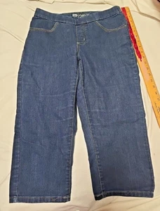 Lee Pull on Style Up Capri Women's size 6 PETITE Dark Wash Blue Denim Jeans - Picture 1 of 7