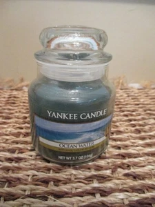 NEU ~ Yankee Candle Ozeanwasser 3,7 Oz kleine Kerze im Glas - Bild 1 von 1