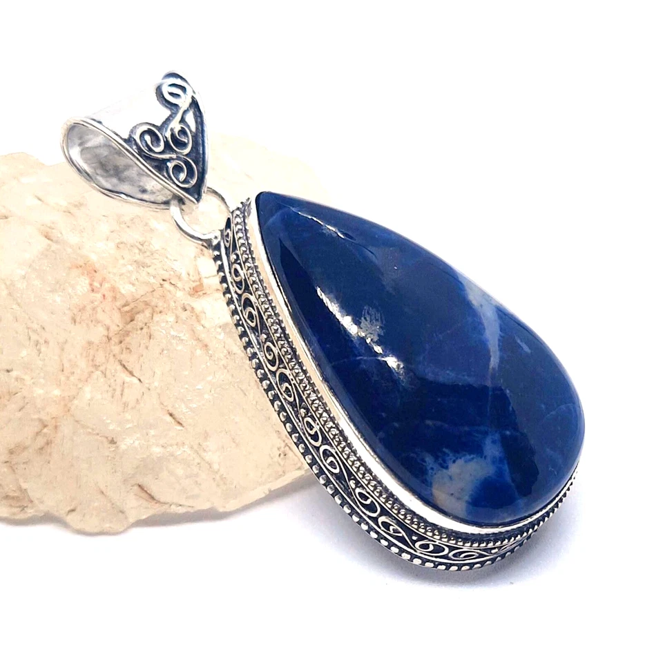 Joyería colgante enchapada en plata de ley 925 con piedras preciosas de sodalita 2 1/4" Foto 1 de 4