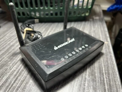 IOGEAR Universal 5-Port Wi-Fi N Ethernet Hub (GWU647) - Image 1 of 4