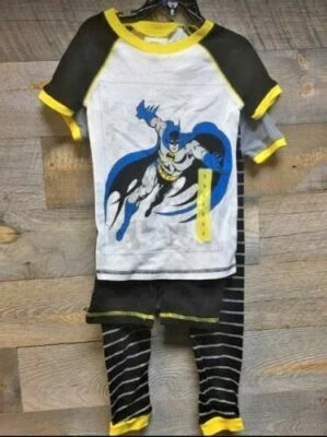 Conjunto de ropa de dormir de 4 piezas para niños Komar, pantalones cortos, pantalones y dos tops, talla 5 Foto 1 de 3