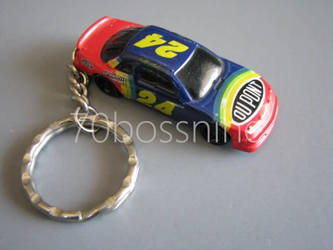JEFF GORDON #24 DUPONT CHEVY NASCAR RACING KEYCHAIN Cover